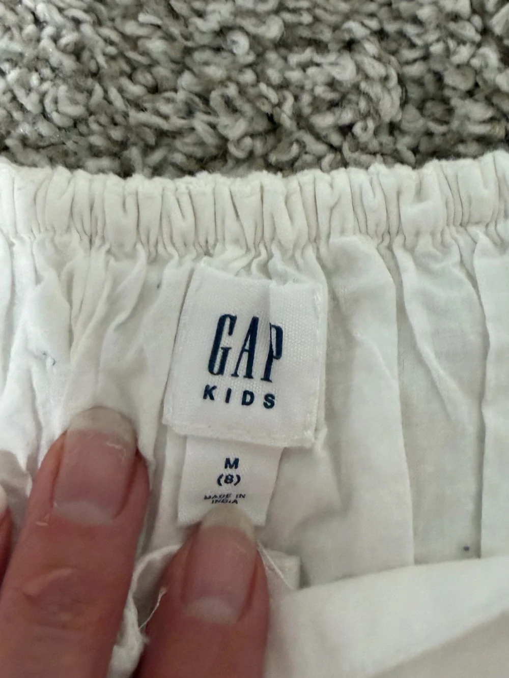 GAP delicate white